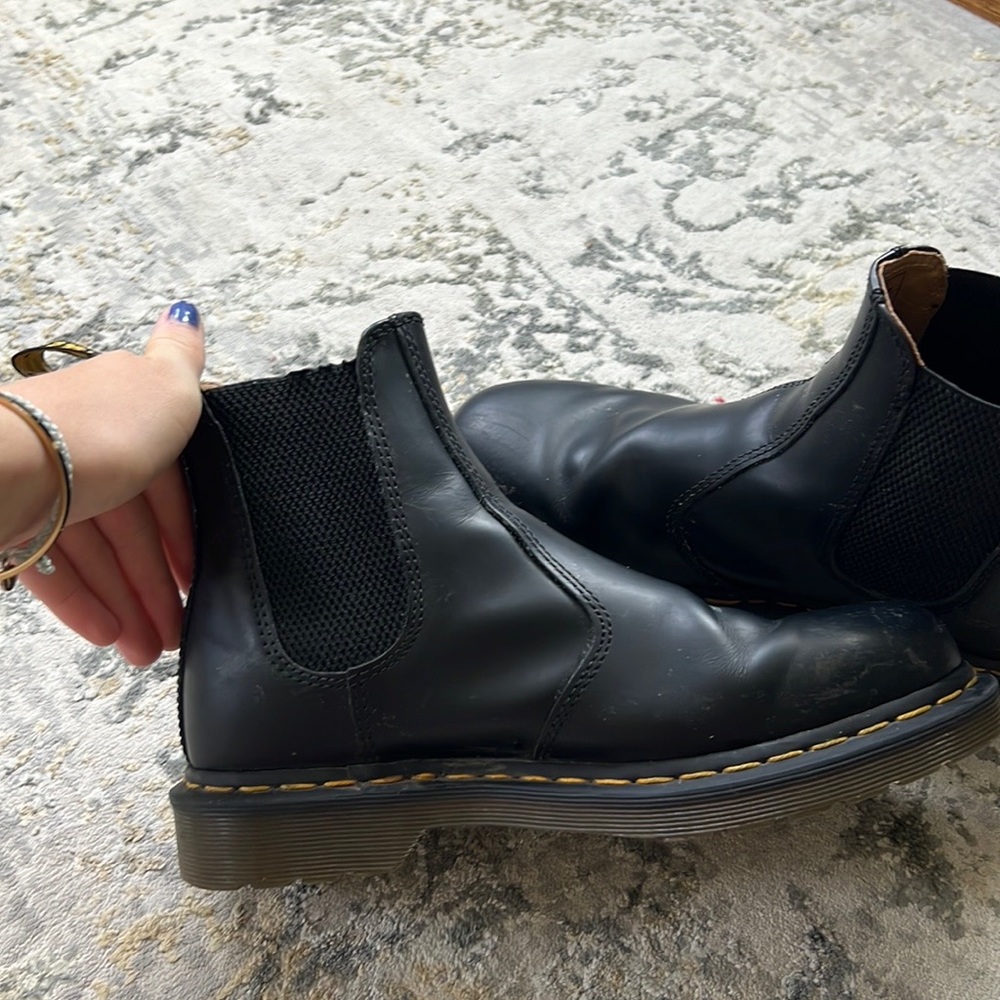 DOC MARTEN 2976 Chelsea Boot - Picture 2 of 5